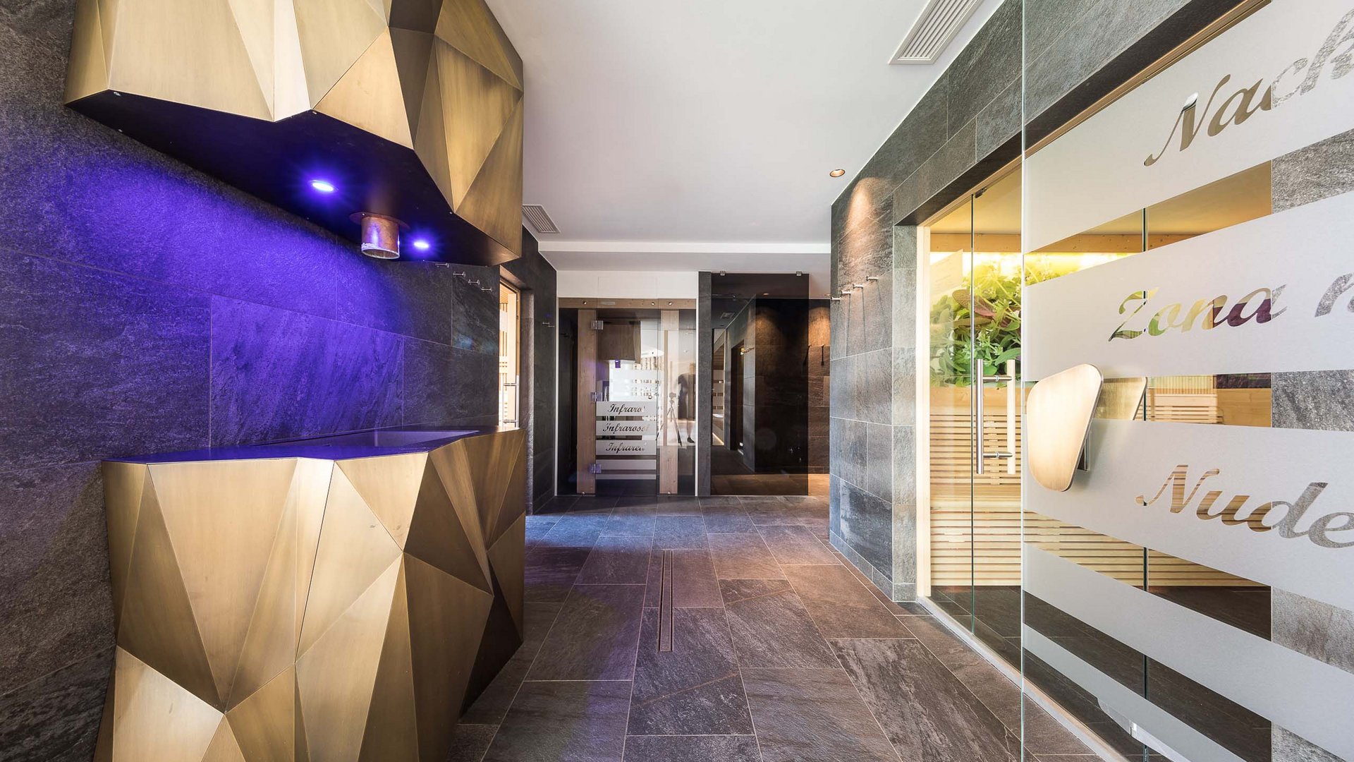 Hotels nahe Meran und Umgebung mit 4 Sternen: Gibt es in Nals! Hotels nahe Meran und Umgebung mit 4 Sternen: Gibt es in Nals!