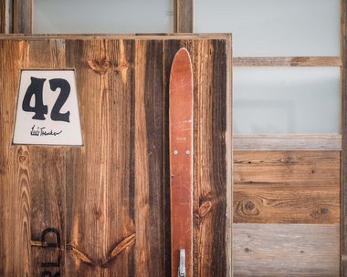 Urlaub im Meraner Land im Hotel mit Pool – einfach verschenken! Urlaub im Meraner Land im Hotel mit Pool – einfach verschenken!