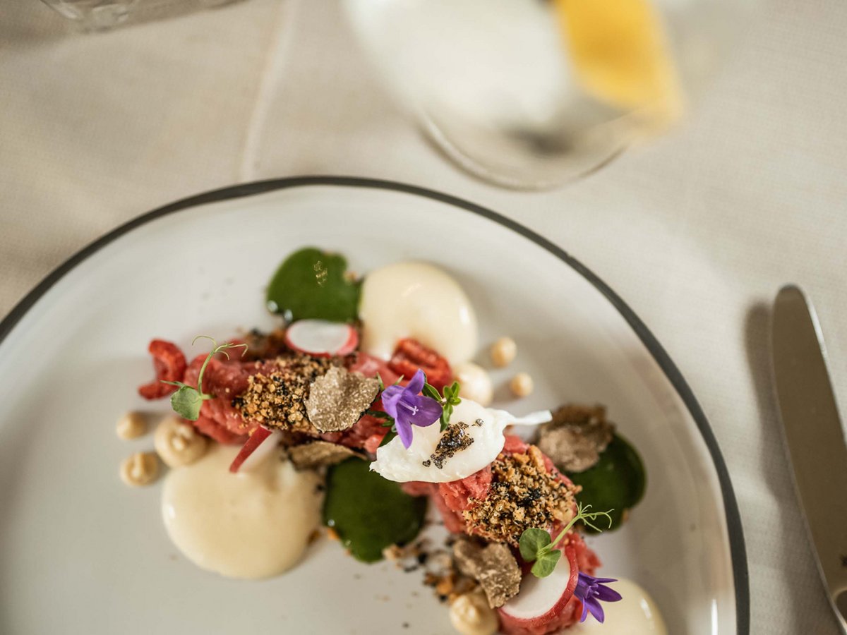 The Ginner\Gin & Dinner The Ginner\Gin & Dinner